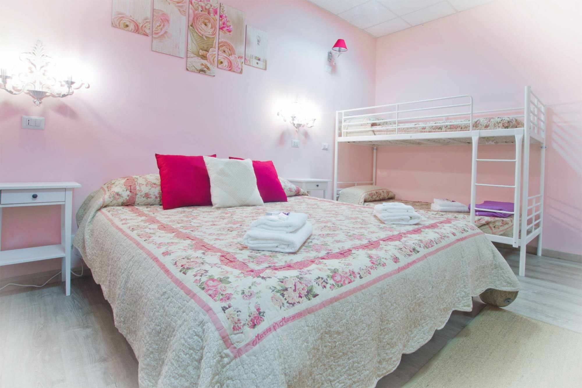 Vatican Rooms Accommodation Рим Экстерьер фото